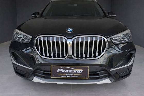BMW X1 2.0 16V TURBO ACTIVEFLEX SDRIVE20I 4P AUTOMÁTICO BMW X1 2.0 16V TURBO ACTIVEFLEX SDRIVE20I 4P AUTOMÁTICO